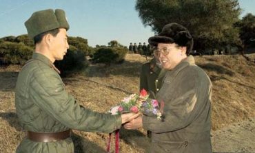 Лидеры КНДР и гвардейская танковая дивизия