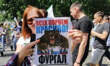 «Хабаровск угощает»: седьмая суббота митингов и шествие новым маршрутом