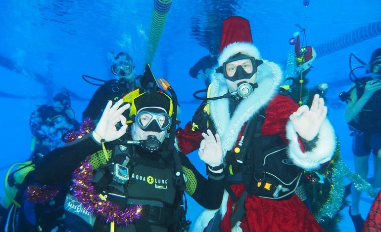 Ластвуй, Дедушка Мороз! – хабаровские дайверы отпраздновали Новый год под водой