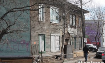 Не устраивает - берите ипотеку: в Хабаровске начали расселять бараки
