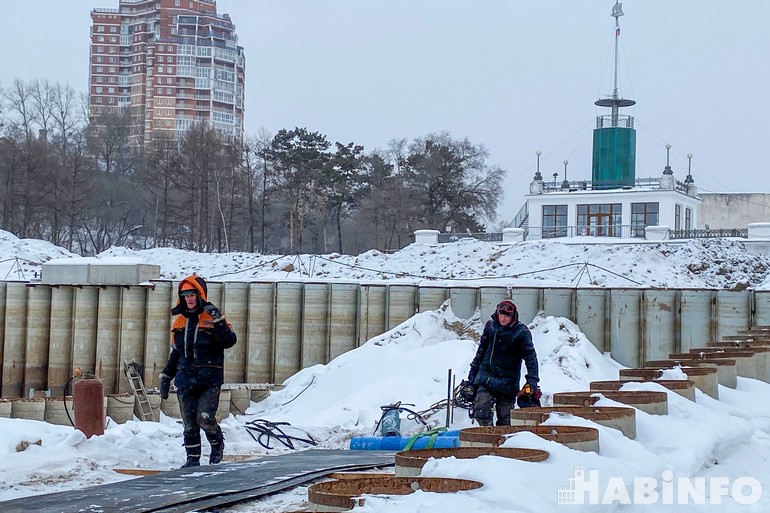 Паводки и историческая находка тормозят реконструкцию набережной Хабаровске