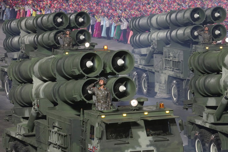 Военный парад – демонстрация поразительных успехов в развитии оборонной мощи КНДР