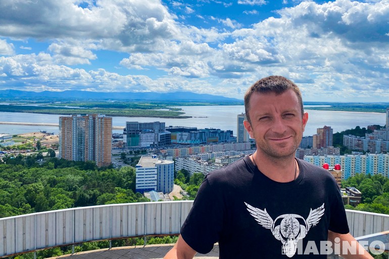 Как Сергей Рудич покоряет крыши Хабаровска