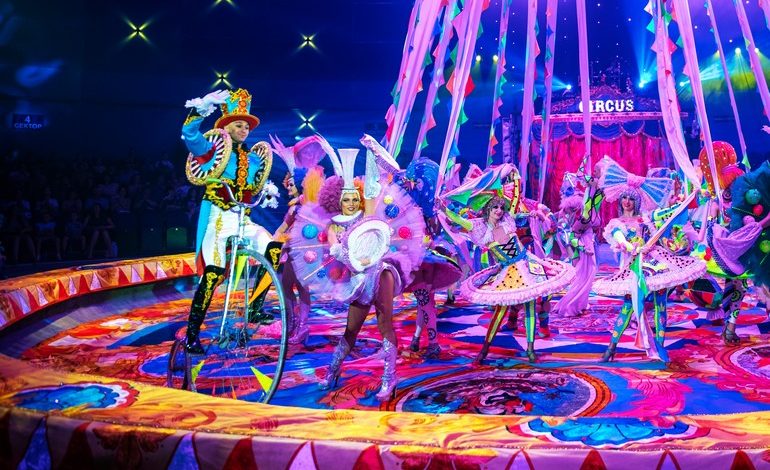 В Хабаровском цирке продолжаются гастроли нового шоу Гии Эрадзе «5 континентов»
