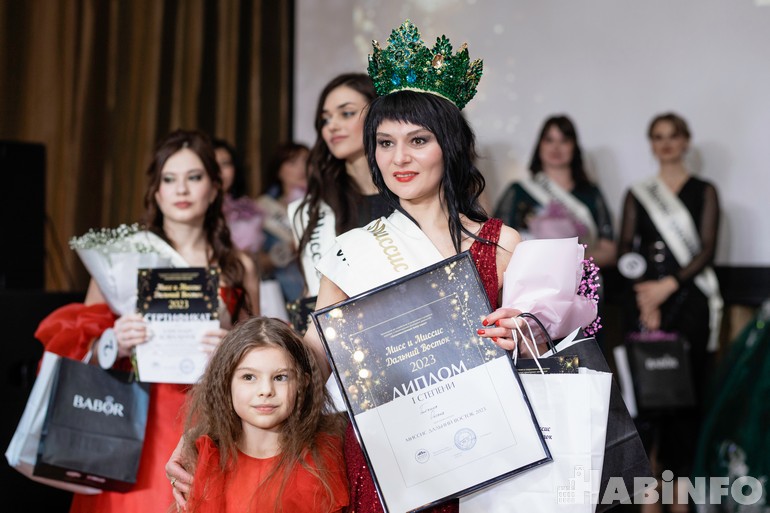 Порадовали красотой: Мисс и Миссис Дальний Восток 2023 короновали в Хабаровске
